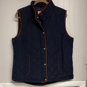 NWT GH Bass Vest